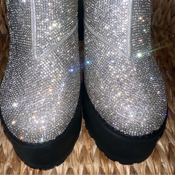 New Rhinestone Platform Boots - Picture 7 of 7